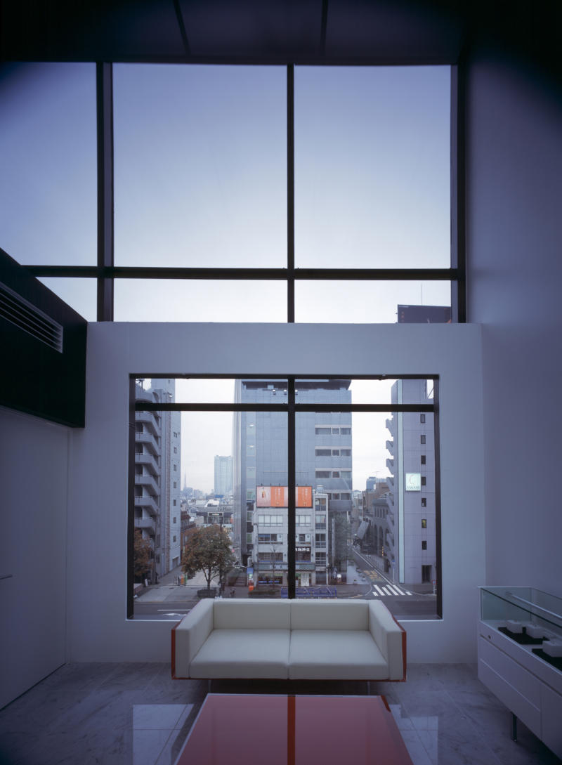 ルナ ディ ミエーレ 表参道ビル | WORKS | WARO KISHI + K.ASSOCIATES/Architects